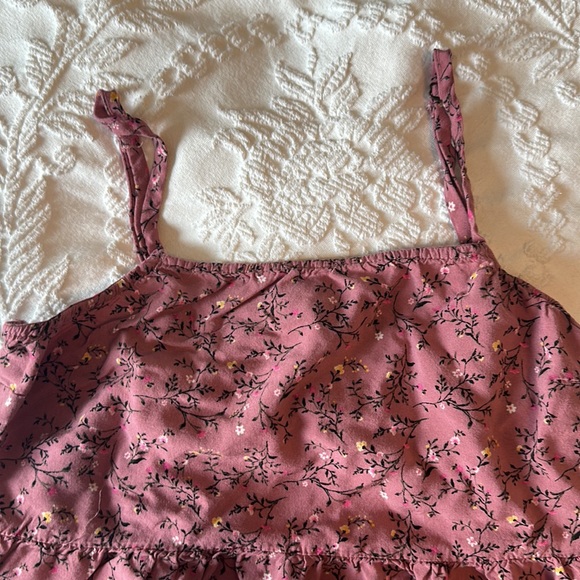 Adorable Wild Fable pink floral shirt size medium! Flowy style - Picture 2 of 3